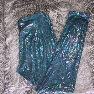 Metallic Mermaid Scale Leggings